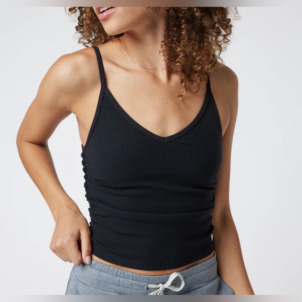 NWT Vuori Rib Ruched Tank